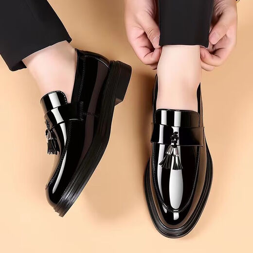 Chaussures en cuir Cartelo Nouvelles chaussures à semelle douce pour hommes Chaussures en cuir masculin un pied Patent en cuir chaussures Business Casual Work Shoes Men Black_9926 38 _UNE TAILLE plus grande