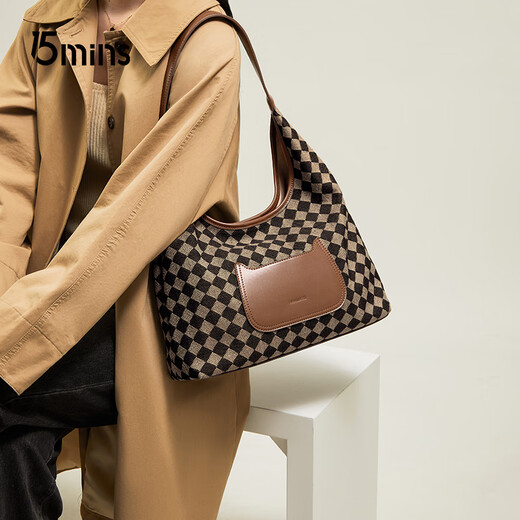 15mins bag women's bag large capacity shoulder cloth bag women's 2025 new commuter tote bag Chinese Valentine's Day gift coffee color