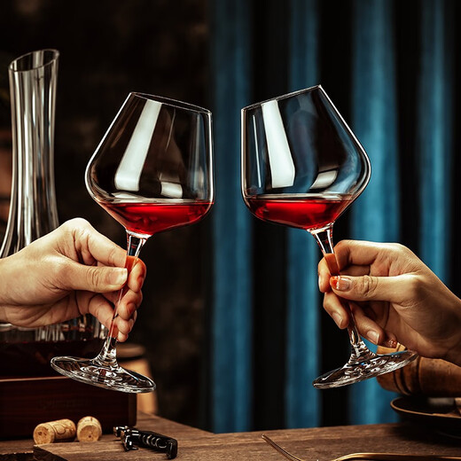 Velos high-end crystal red wine cup for home use all-in-one Burgundy goblet decanter set wine set for friends as a gift Burgundy wine glass eight-piece set 550ml