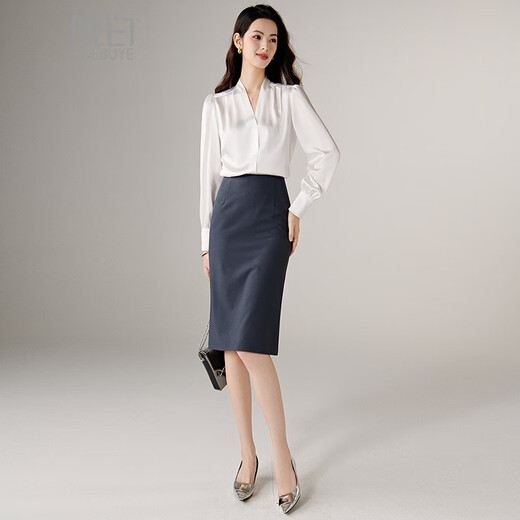 Late White New Product 2025 Autumn Casual Temperament Shirt Drape Skin Friendly V-Neck Elegant Commuting Shirt Women White S