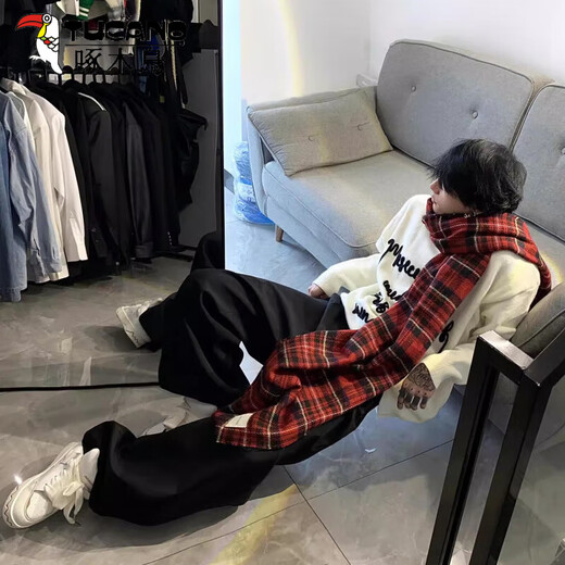 Woodpecker (TUCANO) plaid scarf men's winter Korean style British style men's neck scarf dual-use shawl fashion gift black and red plaid retro scarf