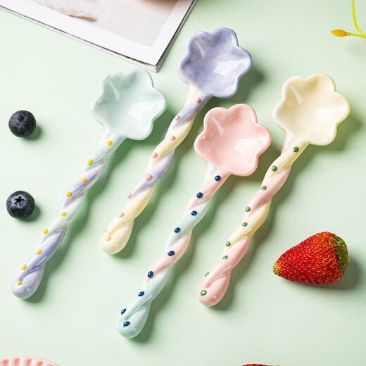 Lian Neng twisted spoon ceramic spoon colorful twisted hand-painted polka dot five-pointed star cute niche fairy stick dessert spoon stirring purple ceramic spoon 1