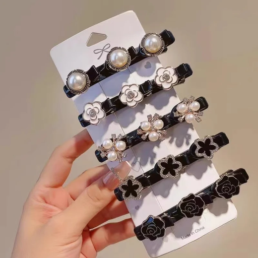 2025 Internet celebrity new pearl rhinestone lazy hair braiding artifact, stylish broken hair hairpin, bangs clip, side hairpin, silver pearl flower, one set