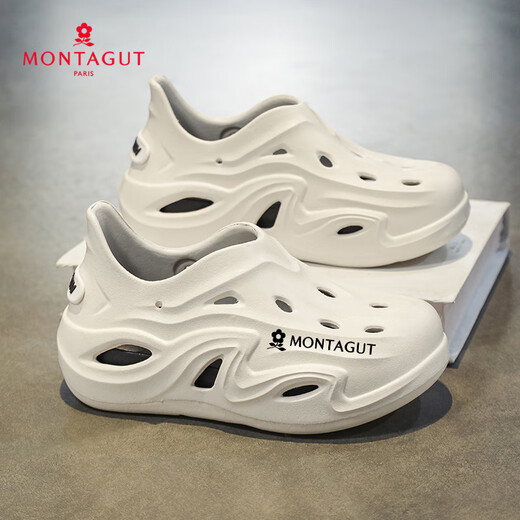 Montagut Boys' Croc Shoes Children's Slippers Summer Non-Slip Soft Soled Sandals for Middle and Large Children 6-12 Years Old Hollow Boys' Slippers