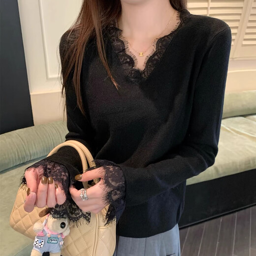 Yu Zhaolin (YUZHAOLIN) knitted bottoming shirt for women French v-neck temperament lace splicing pure desire autumn and winter new long-sleeved inner sweater