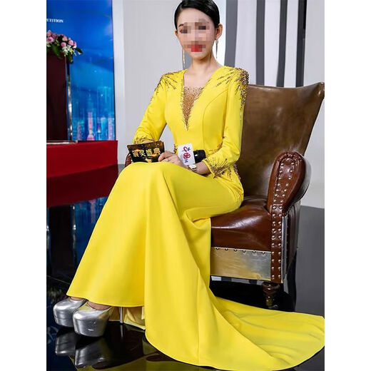 Banquet Evening Dress 2025 New High-end Light Luxury Niche Host Temperament Performance Clothes Long Version Women Yellow 3XL 3XL