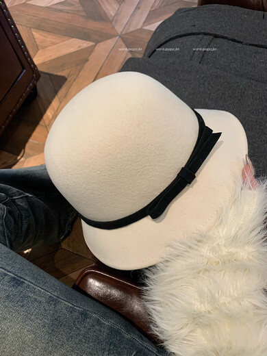 Autumn ballad French woolen Hepburn hat autumn and winter women's chaebol daughter's small top hat elegant temperament small fragrance basin hat black coffee color matching adjustable