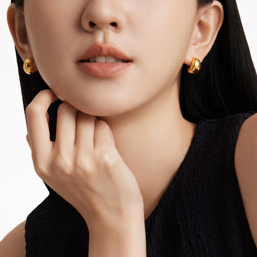 Chow Tai Fook INS style dolphin back pure gold earrings and earrings birthday gift EOF1808, priced at about 5.20g (labor cost 580)