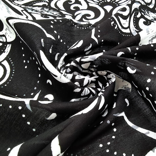 Shiganu's new product skull print retro square scarf men's headscarf hiphop motorcycle riding facial scarf scarf scalp black