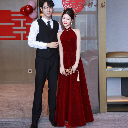 Feng Xiaowei New Chinese Style Toast Wear Bridal Red Halter Neck Cheongsam Morning Robe 2025 New Engagement Wedding Dress Female Style Burgundy Long M