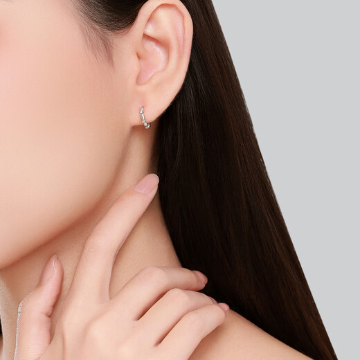 Trendy Acer Platinum PT950 platinum diamond earrings for women, simple C-shaped earrings for girlfriend’s birthday gift, single style