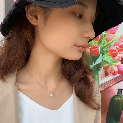 Zhou Kexi 18K gold seawater pearl pendant four-leaf clover Japanese Akoya pearl necklace women's single birthday gift