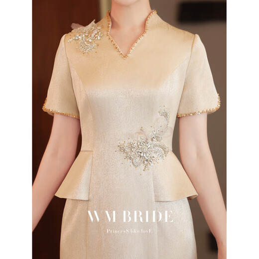Vestido de banquete de boda para mujeres de primera línea de Lism International Cheongsam Noble y elegante Color de Champagne Color de 700 minutos.