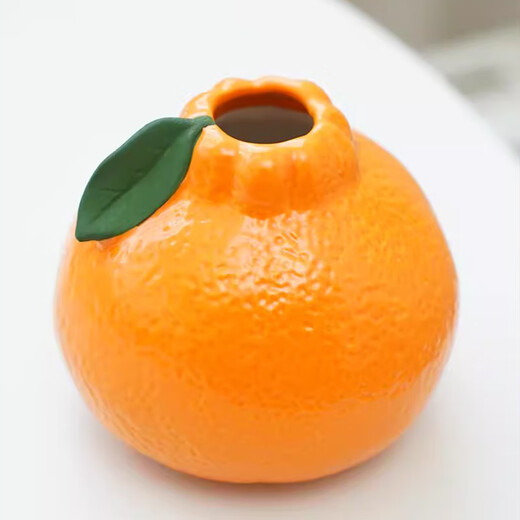 Love has been filled with sugar, simulated orange art vase, simple ceramic vase, birthday gift, living room table decoration, vase height 10cm