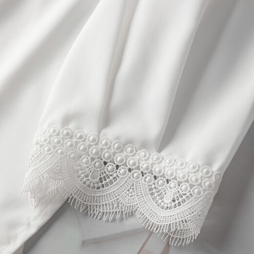 Late White New Product 2025 Autumn Generous Top Chic Versatile Fashion Temperament Skin Friendly Commuting Shirt Women White M