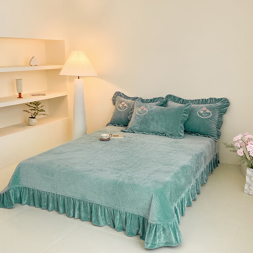 Hongdou 2025 new autumn and winter baby velvet bow patch embroidered bed cover style four-piece set light luxury elegant lace design bow patch embroidery - lake green four-piece set 1.5 bed cover style (quilt cover 200*230cm)