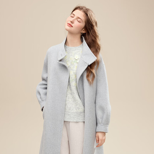 Betu women's 2025 winter new sweater hand hook jacquard trendy three-dimensional flower soft waxy top for women 2511T51 light gray M (light gray pre-sale shipped on 11/20)