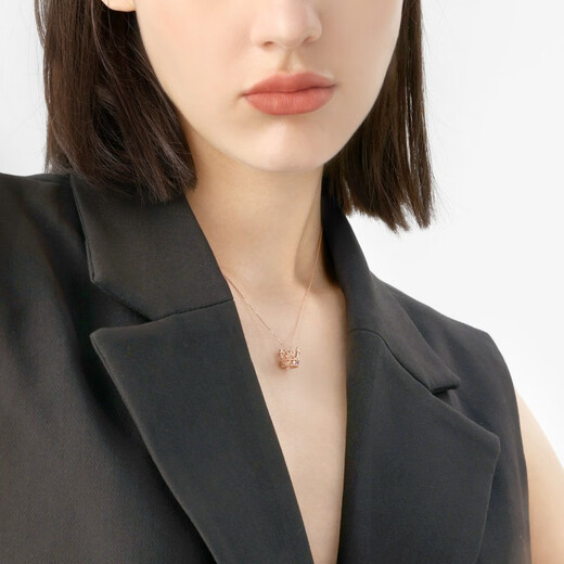 Chow Sang Sang 18K rose gold V&A series sapphire laurel necklace 90599N 47 cm