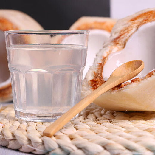 Imported from Thailand, green coconut large fruit, fresh coconut, seasonal perfume, green coconut fruit for pregnant women, single fruit starting from 700g - Jinhui Thai green coconut 9 pack, free straw + coconut opener