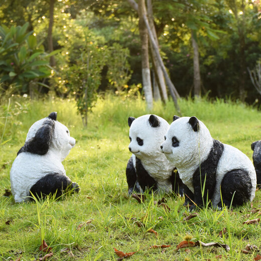 Outdoor panda ornaments Outdoor simulation panda sculpture ornaments Garden decoration Garden villa courtyard decoration garden 17078 four limbs standing face to the right (No. 19)
