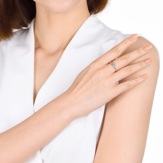 Chow Sang Sang Pt950 platinum car lace crown platinum platinum ring open ring 78007R pricing