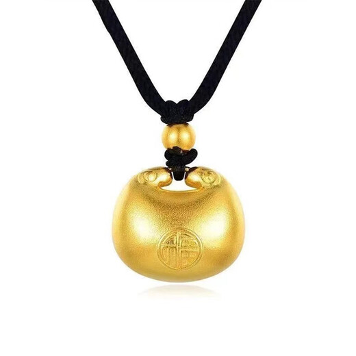 Model photo of 2025 new gold double C necklace Fat Fortune Gold Tuo 18k gold safety lock pendant braided rope for girlfriend Little Fat Fortune pendant small size + gold beads black rope