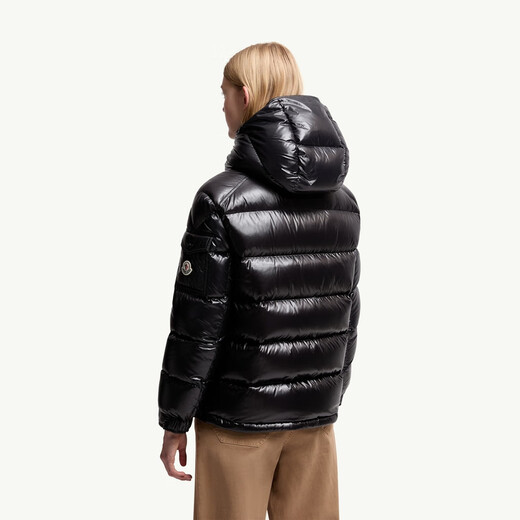 Moncler Maire Women's Hooded Short Down Jacket - Black M (2)