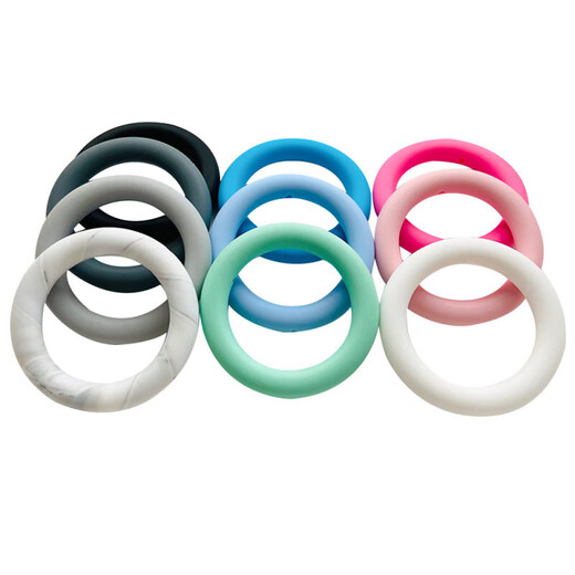 Silicone teether food grade hole ring chewing gum for babies to prevent falling off and bite during oral period, white