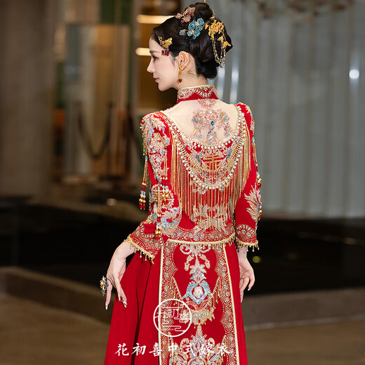 Taozilang Xiuhe clothing 2025 new bride wedding Chinese toast dress heavy industry velvet wedding dress slimming S