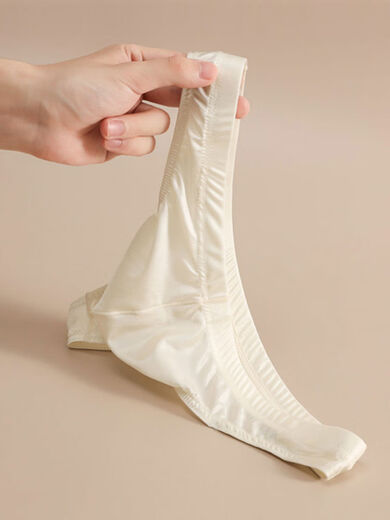 3-pack of blingbling sexy men's thong ice silk T-pants youth low-waist briefs briefs try a single pair of beige M recommended 90-110 Jin Jin equals 0.5 kg