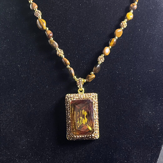 Obero WB19 natural wood alexandrite necklace rectangular necklace long chain elegant and elegant non-colliding shirt gift French sweater chain