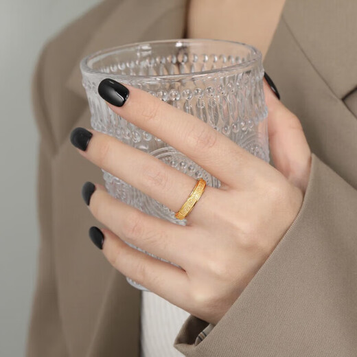 UHFQ Old Phoenix 999 gold pure gold frosted surface men and women couple rings feeling matching ring full of stars and versatile frosted No. 5 reference 80-90Jin Jin is equal to 0.5 kg of the same style