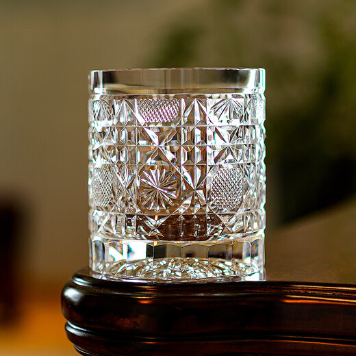 Shantou Lincun Edo Kiriko K9 lead-free crystal glass high-end cold-cut handmade cup Japanese retro Rock whiskey cup octagonal chrysanthemum pattern transparent color
