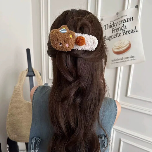 Autumn and winter lamb wool pudding bear large duckbill clip plush cute back of the head hairpin face wash bangs side clip hair accessory big stupid bear hairpin coffee color 1