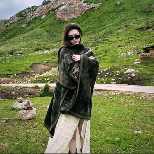 Yushang Zhenpin Northwest Xinjiang Autumn and Winter Outerwear Shawl Western Sichuan Travel Cloak Tibet Travel Thick Scarf Cape Women Ink Painting Outerwear Old Dream Corridor Bridge-Dark Green One Size