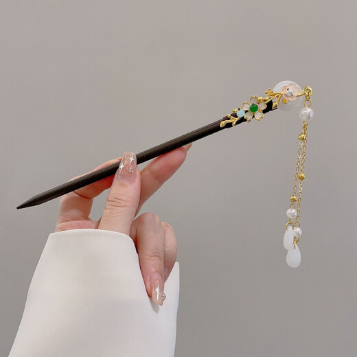 Mengdong new Chinese style national style cheongsam hairpin ancient style Hanfu headwear women's high-end modern back head hairpin hairpin human moon tassel hairpin * 1 about 18cm long