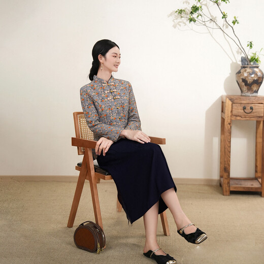 Cloth charm blue clip/glazed gourd silk cotton gourd flower button top 2025 winter new arrival printed warm blue clip XL