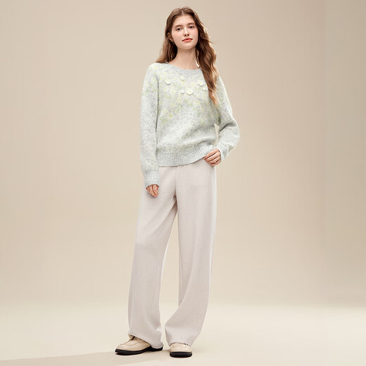 Betu women's 2025 winter new sweater hand hook jacquard trendy three-dimensional flower soft waxy top for women 2511T51 light gray M (light gray pre-sale shipped on 11/20)