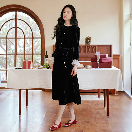 Xiangying Hepburn style black imitation velvet dress for women 2025 autumn new fungus edge stitching French waist skirt black L 165/88A/110-125Jin Jin equals 0.5 kg