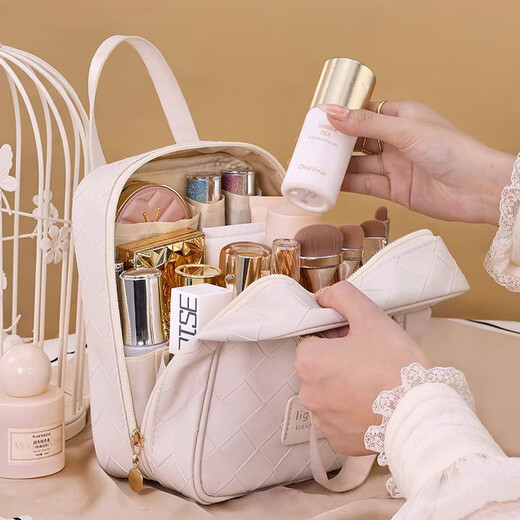Cosmetic bag for women 2025 new high-end portable large-capacity travel cosmetic bag storage bag high-end toiletry bag milk apricot white