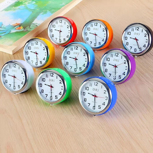 Mini Quartz Small Table Clock Desktop Ornament Portable Simple Creative Silent Bedside Student Exam Car Watch Purple