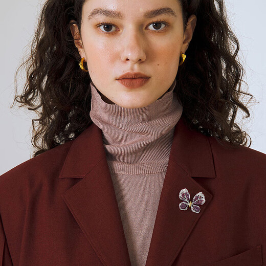 HKHL full diamond butterfly brooch for women, exquisite niche design, luxurious corsage and scarf buckle, holiday birthday gift for mom, butterfly brooch + light luxury gift box