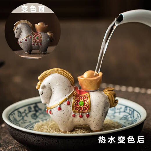A pair of magical tea pets that will make you rich soon. Chinese style Tang horse tea table that attracts wealth and can raise tea sets and tea tray accessories. You will soon be blessed and rich. A pair of them - temperature sensitive color change