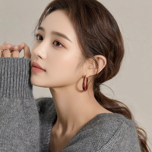 Qlady red retro large earring plain hoop earrings for women 2025 new style temperament high-end earrings ear buckle birthday gift