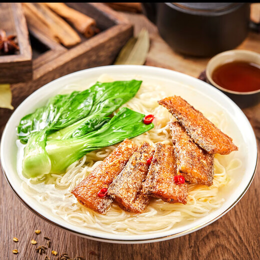 Five-spice hairtail ready-to-eat canned seafood, canned aquatic fish, spicy snacks, snacks, spicy hairtail 8 cans (five-spice 4 + spicy 4)