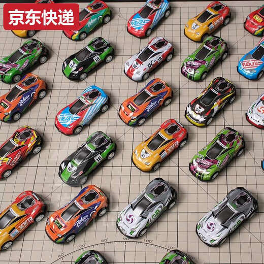 Alloy iron car pull-back toy car children's racing model car 17-year-old remote control steam tank boy 2 2-pack alloy car color and style random