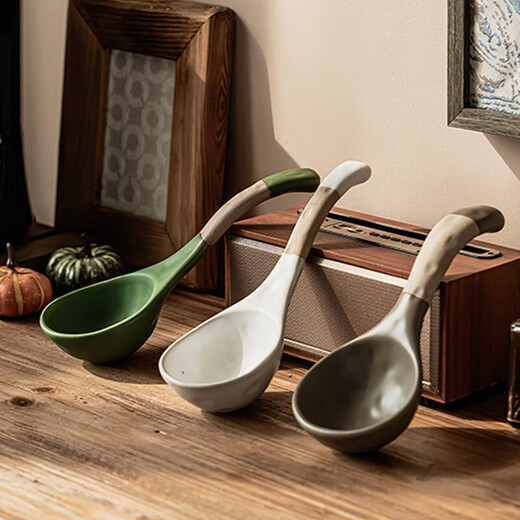 Soup spoon, retro stoneware spoon, Jingdezhen ceramic long-handled spoon, large soup spoon, good-looking household porridge spoon, Jingtian-spoon white 15.8CM (slightly imperfect)