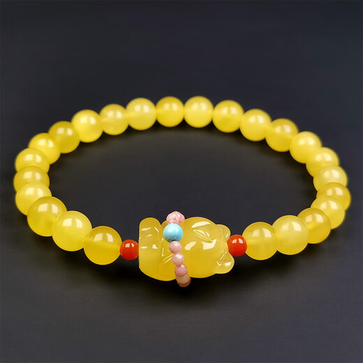 Amber Pie, one object, one picture, one certificate, beeswax bracelet, ladies model, natural amber bracelet bear, Russian chicken fat yellow bracelet, 4.25g, 6mm