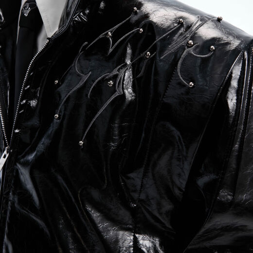 CulturE thorny ridge heavy industry spine rivet embroidered leather jacket glossy texture jacket 唼黑 S S