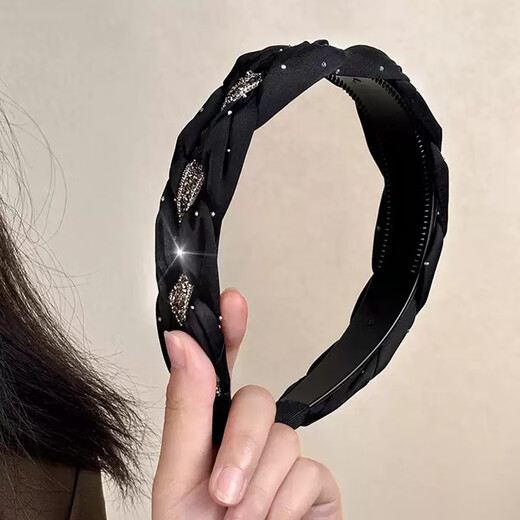 Ye Fei Li black satin diamond headband high-end hair accessories toothed wide edge twist headband women's face wash hairpin versatile headwear